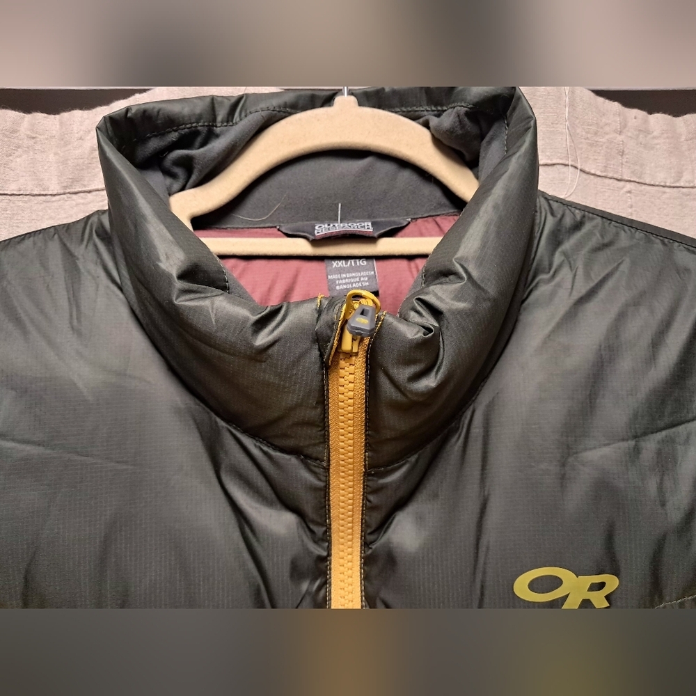 Outdoor Research Transcendant Down Vest Size XXL - Picture 5 of 8